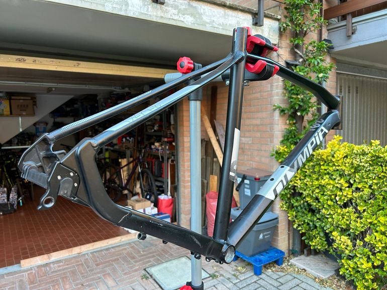 Used Olympia Drake Frameset 2022 Mountainbike, Black — image 1 of 4