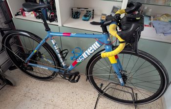 Used Cinelli ZYDECO LALA - SHIMANO SORA 9V 2024 2024 Corsa & gravel