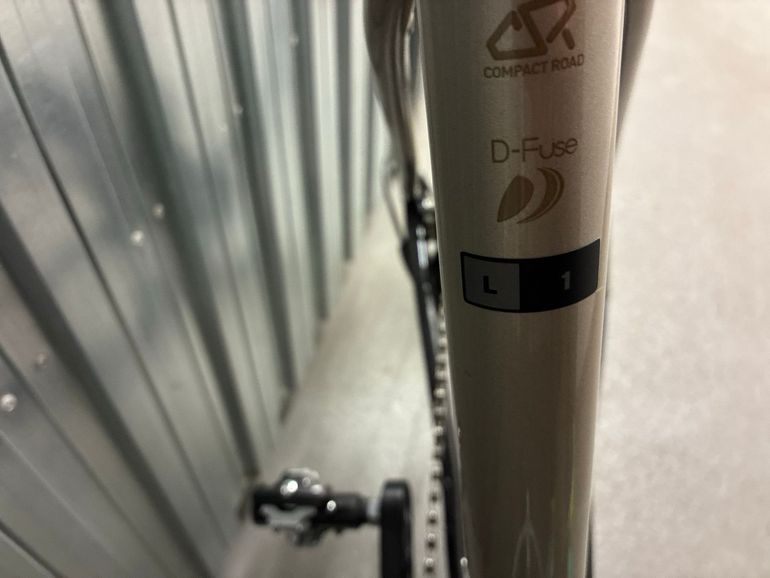 Used Liv Avail AR Shimano 105 2026 Road & Gravel — image 3 of 4