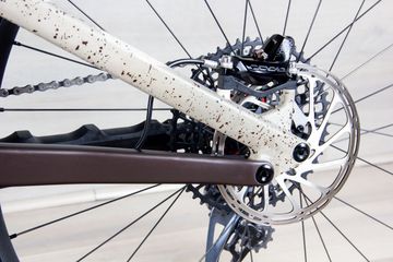 Used Specialized Enduro Expert 2023 Mountainbike, Black — image 14 of 17