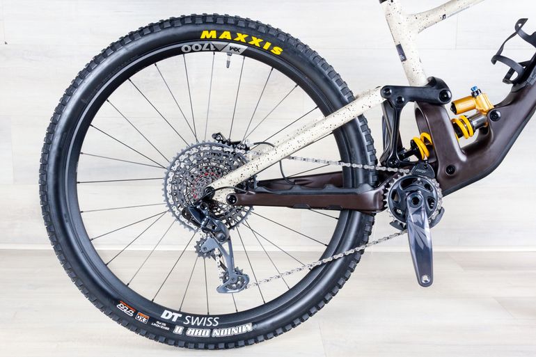 Used Specialized Enduro Expert 2023 Mountainbike, Black — image 3 of 17