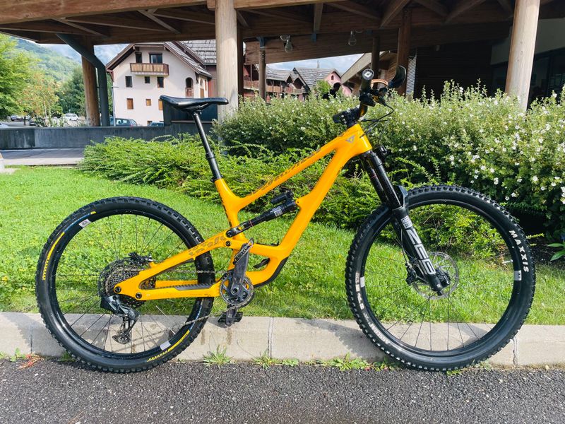 YT Industries Capra CORE 3 29 2023 2023 Mountainbike d'occasion — image 1 sur 7
