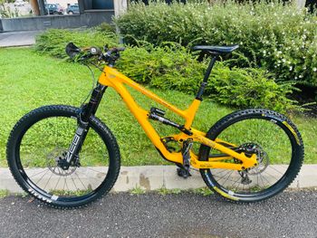 Used YT Industries Capra CORE 3 29 2023 2023 Mountainbike, Orange — image 2 of 7