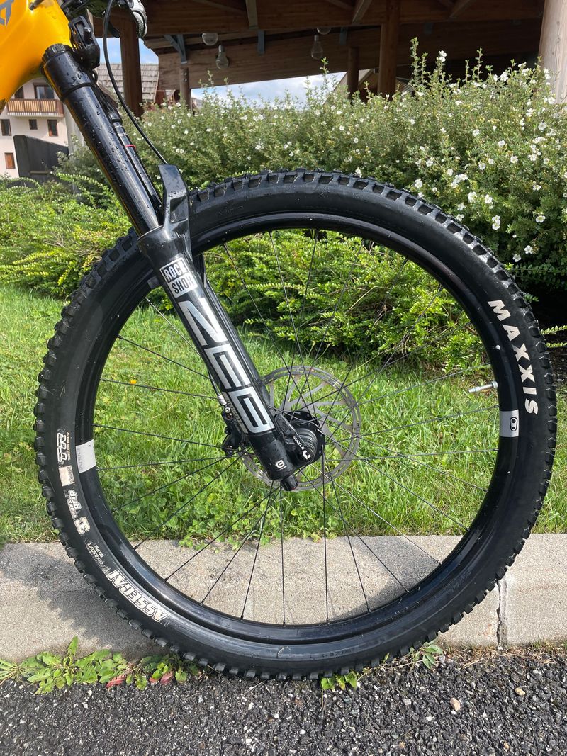 YT Industries Capra CORE 3 29 2023 2023 Mountainbike d'occasion — image 7 sur 7