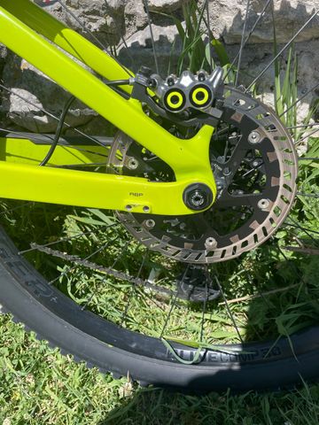 Used Trek Rail 9.7 2020 2020 Mountainbike, Black, 29 — image 3 of 5