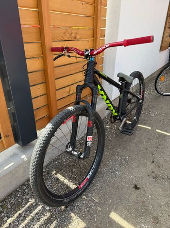 Used Kona Shonky 2021 2021 Mountainbike, Black, 26 — image 3 of 15