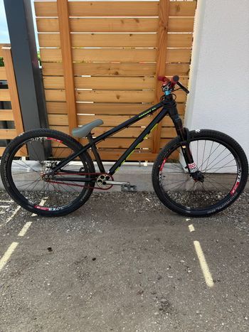 Used Kona Shonky 2021 2021 Mountainbike, Black, 26 — image 2 of 15