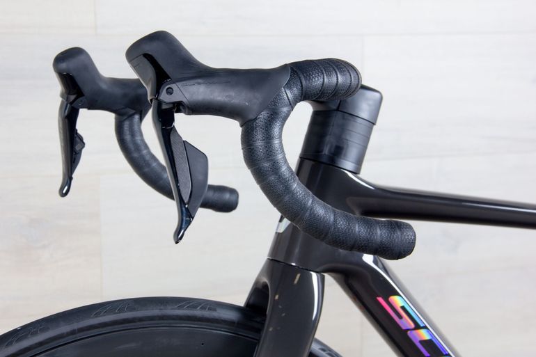 Used Scott Addict 10 2025 Road & Gravel, Black — image 15 of 16
