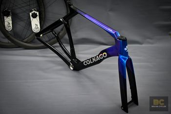 Used Colnago Colnago Y1Rs | Color YSBO | Size M | NEW Frameset Frameset 2026 Road & Gravel, Black — image 2 of 10