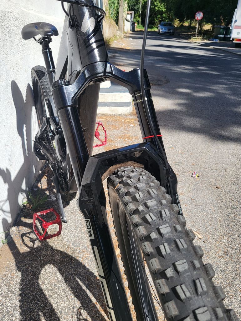 Used Specialized Turbo Kenevo Comp Sl 2023 2023 Mountainbike — image 8 of 11