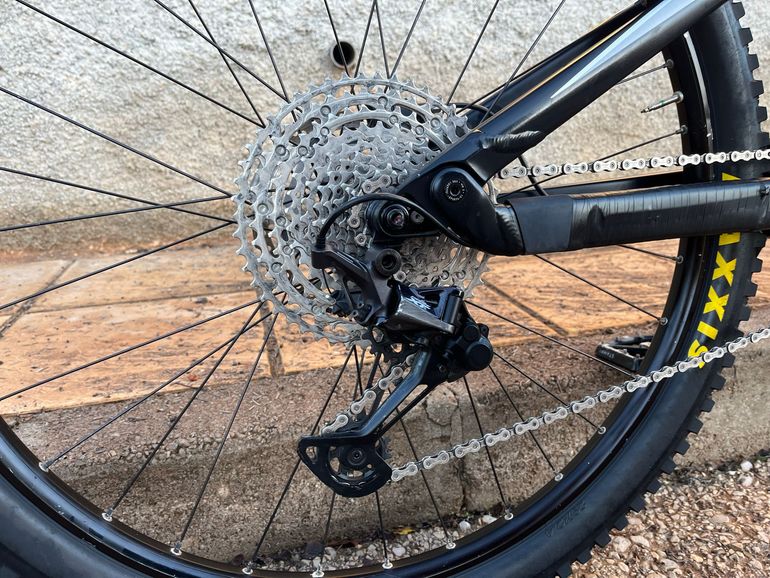 Used Canyon Neuron 6 2021 2021 Mountainbike, Black — image 4 of 6