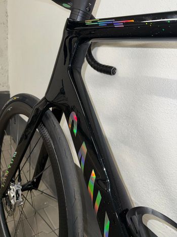 Used Canyon Endurace CFR AXS 2027 2027 Road & Gravel, Black — image 8 of 19