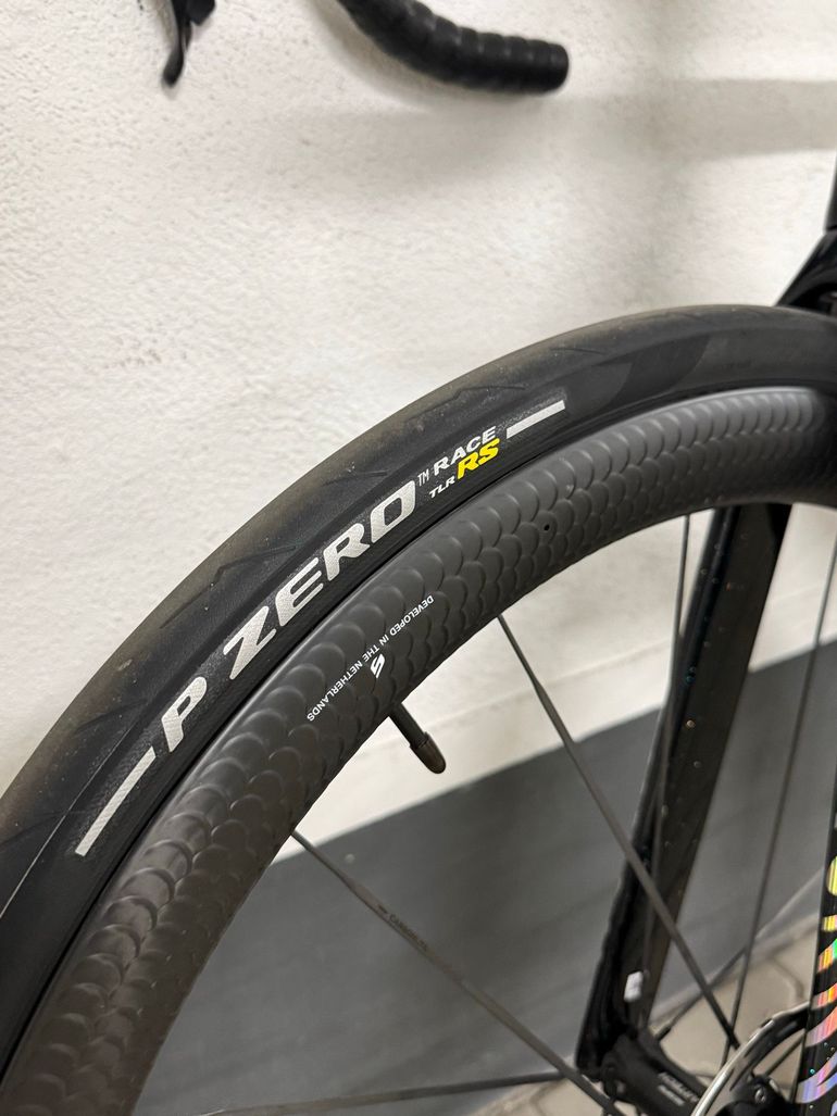 Used Canyon Endurace CFR AXS 2027 2027 Road & Gravel, Black — image 11 of 19