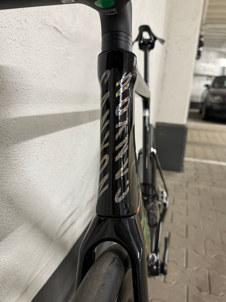 Used Canyon Endurace CFR AXS 2027 2027 Road & Gravel, Black — image 10 of 19