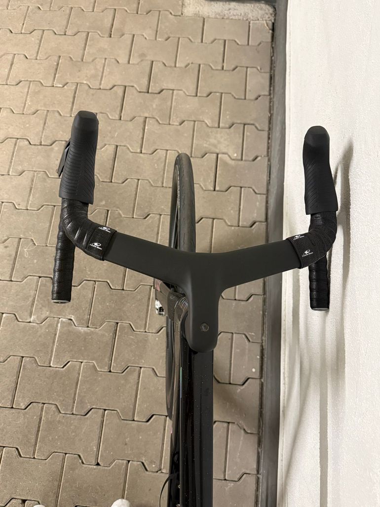Used Canyon Endurace CFR AXS 2027 2027 Road & Gravel, Black — image 13 of 19