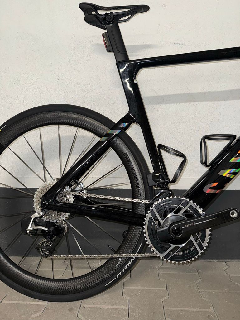 Used Canyon Endurace CFR AXS 2027 2027 Road & Gravel, Black — image 5 of 19