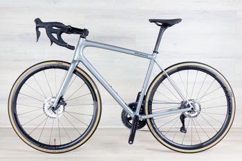 Used Specialized Aethos Pro 2026 Road & Gravel, Light Gray — image 2 of 16