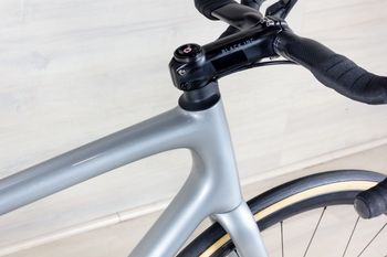 Used Specialized Aethos Pro 2026 Road & Gravel, Light Gray — image 9 of 16
