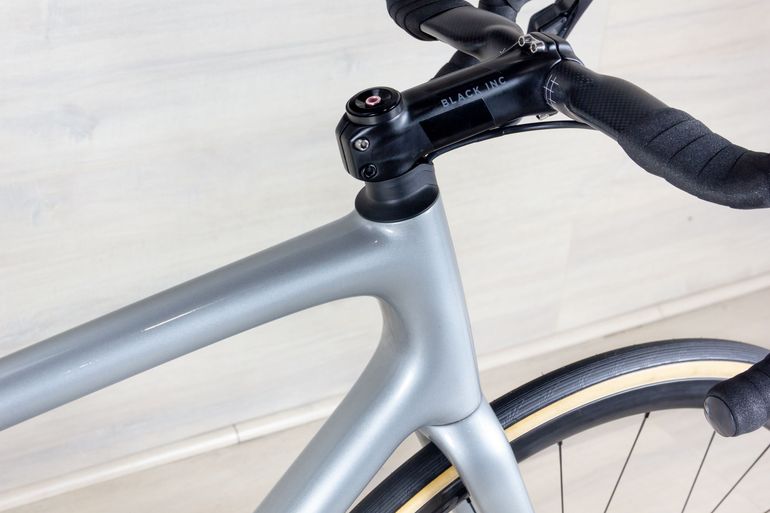 Used Specialized Aethos Pro 2026 Road & Gravel, Light Gray — image 9 of 16