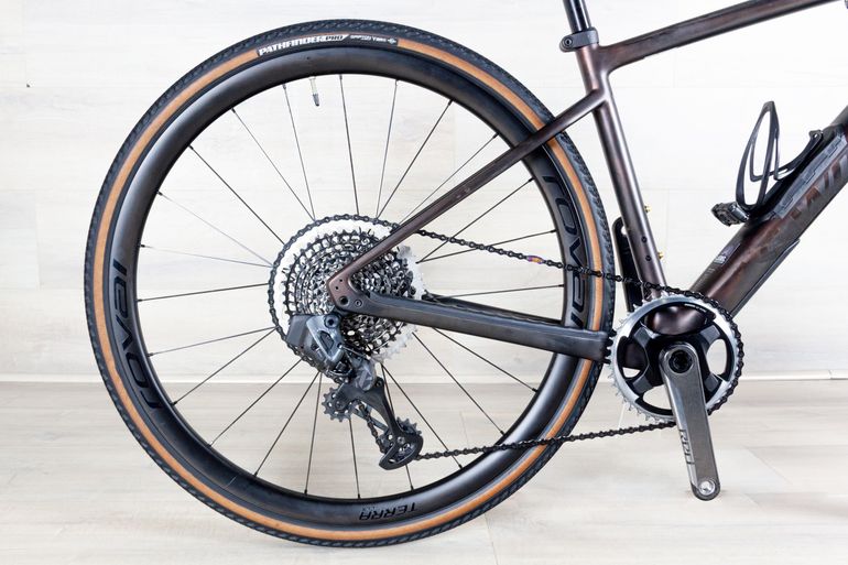 Used Specialized S-Works Diverge 2023 Road & Gravel, Black — image 3 of 17