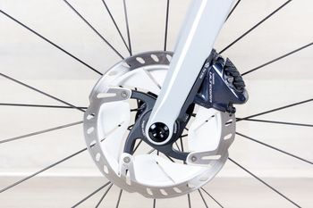 Used Specialized Roubaix Comp 2020 Road & Gravel, Light Gray — image 14 of 16