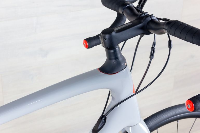Used Specialized Roubaix Comp 2020 Road & Gravel, Light Gray — image 9 of 16