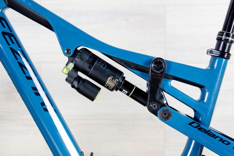 Used Fezzari Delano Peak Custom 2021 Mountainbike, Blue — image 16 of 20
