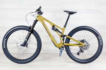 Used Specialized Stumpjumper EVO Comp Custom 2024 Mountainbike, Green — image 2 of 17