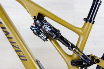 Used Specialized Stumpjumper EVO Comp Custom 2024 Mountainbike, Green — image 13 of 17