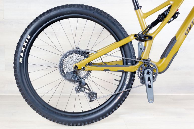 Used Specialized Stumpjumper EVO Comp Custom 2024 Mountainbike, Green — image 3 of 17