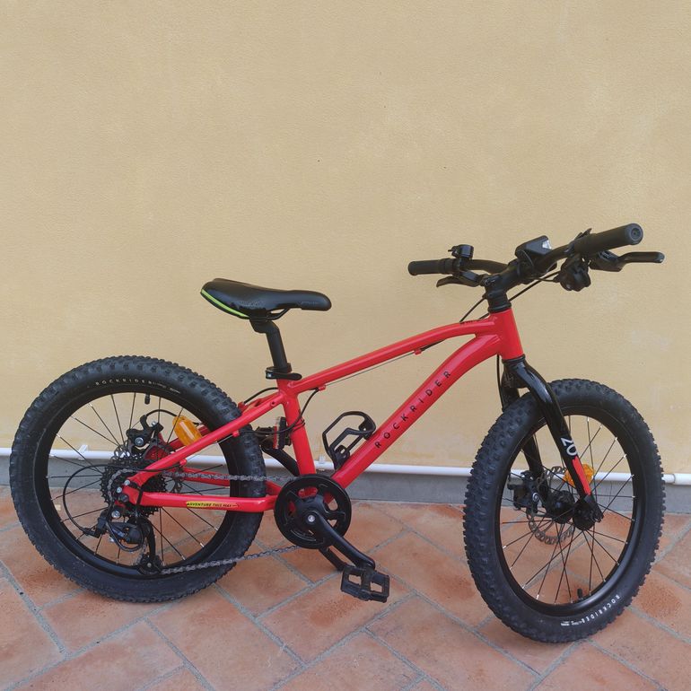 Used ROCKRIDER Kinderfahrrad Mountainbike 20 Zoll Explore 900R rot 2025 2025 Youth — image 1 of 6