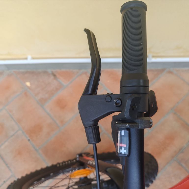Used ROCKRIDER Kinderfahrrad Mountainbike 20 Zoll Explore 900R rot 2025 2025 Youth — image 5 of 6