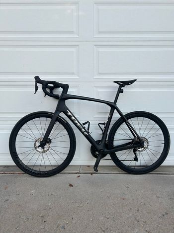 Used Trek Domane SLR 7 Gen 4 2024 2024 Road & Gravel, Black — image 2 of 3