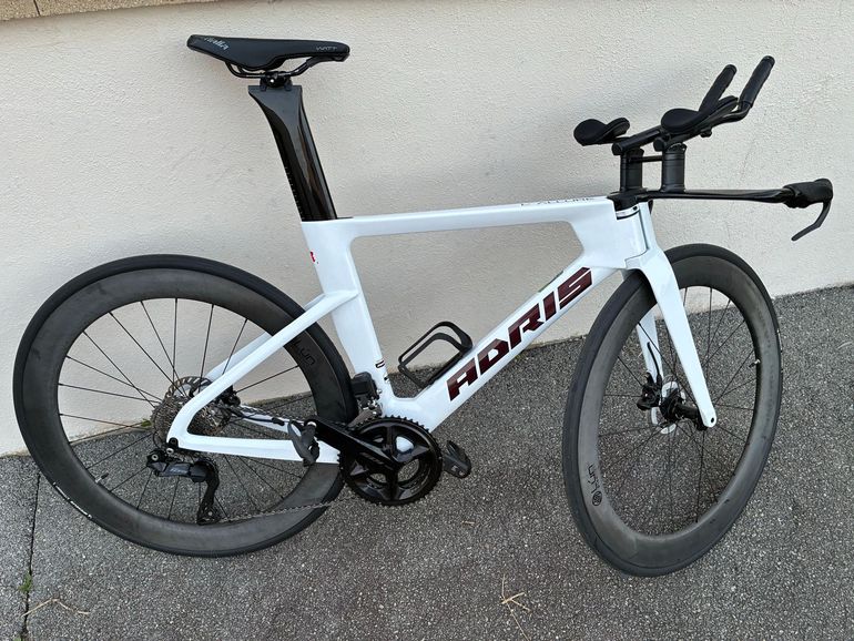 Used Adris Adris Custom Shimano 105 Di2 2026 Road & Gravel, White — image 1 of 6