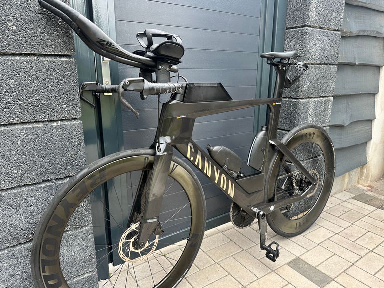 Used Canyon Speedmax CF 7 Disc eTap 2022 2022 Road & Gravel, Black — image 3 of 14