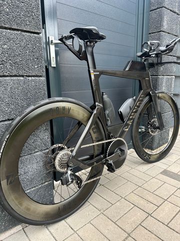Tweedehands Canyon Speedmax CF 7 Disc eTap 2022 2022 Road & Gravel — afbeelding 8 van 14