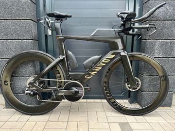 Tweedehands Canyon Speedmax CF 7 Disc eTap 2022 2022 Road & Gravel — afbeelding 7 van 14