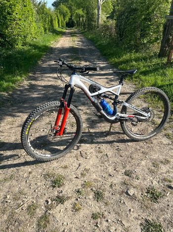 Gebrauchtes Specialized Enduro Expert Carbon 650b 2016 2016 Mountainbike, Weiß — Bild 4 von 10