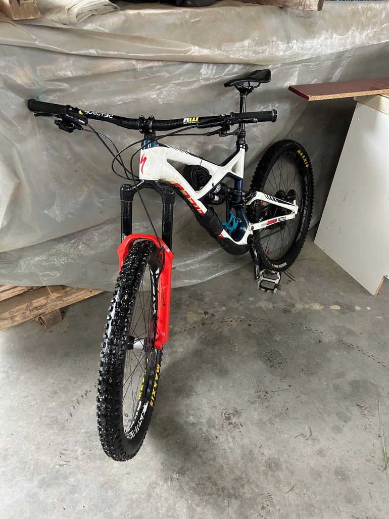 Gebrauchtes Specialized Enduro Expert Carbon 650b 2016 2016 Mountainbike, Weiß — Bild 6 von 10