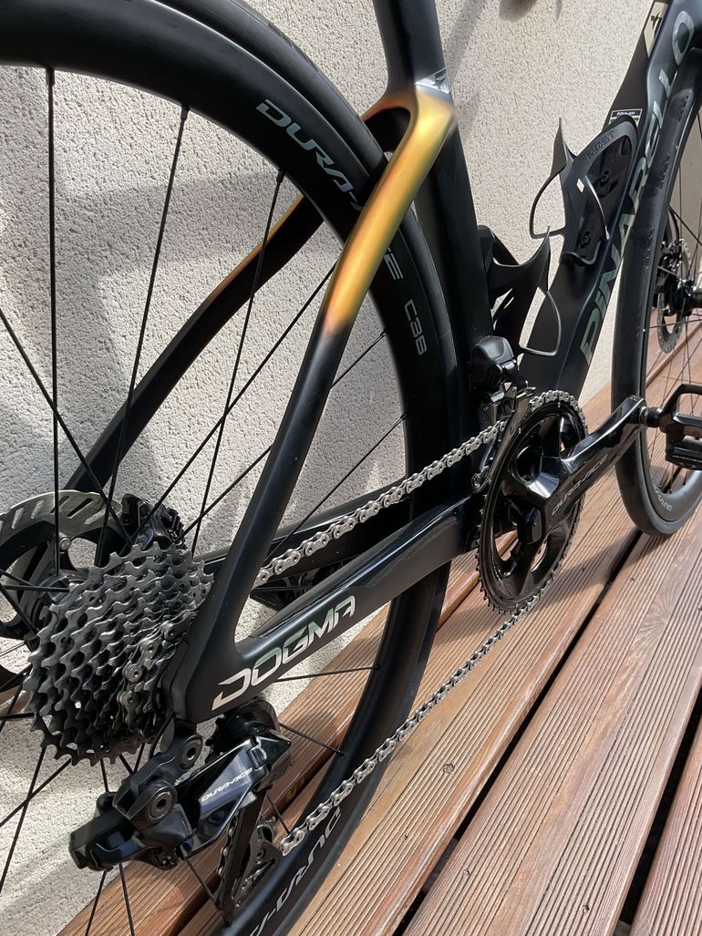 Used Pinarello DOGMA F DURA ACE Di2 2026 2026 Road & Gravel, Black — image 8 of 18