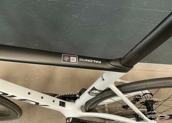 Used Ridley Falcn RS - Shimano 105 DI2 // 2x12s 2023 2023 Road & Gravel, White — image 5 of 5