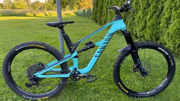 Używany Canyon Spectral CF 7.0 2020 2020 Mountainbike — zdjęcie 2 z 5