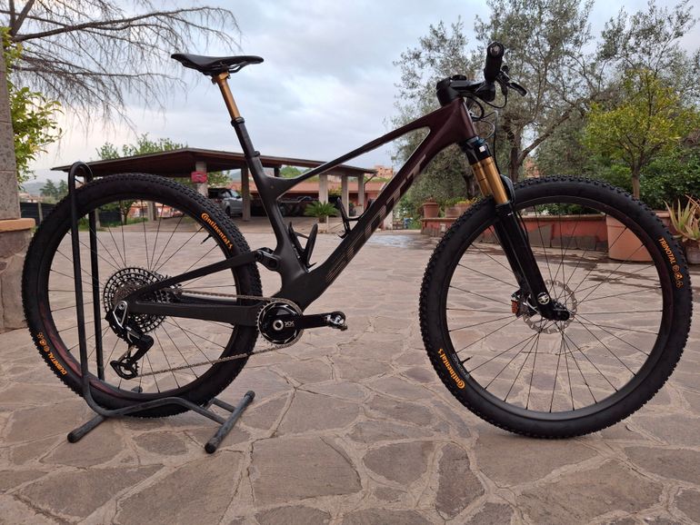 Used Scott Spark SRAM XX SL Eagle AXS (T-Type) 2024 Mountainbike, Red — image 1 of 3