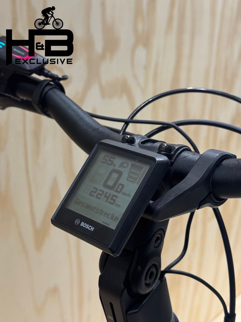 Used CUBE Kathmandu Hybrid One 750 Shimano Deore 2024 Urban — image 10 of 16