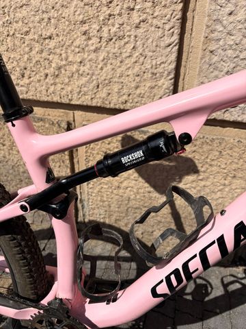 Used Specialized Epic Pro LTD 2023 2023 Mountainbike, Purple, 29 — image 10 of 10