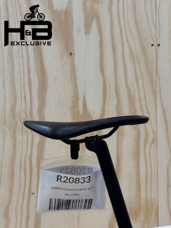 Used Canyon Grail CF SL 7 Carbon Shimano GRX 2024 Road & Gravel, Black — image 8 of 11