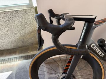 Brugt Orbea ORCA AERO M20iLTD 2023 2023 Road & Gravel — billede 4 af 12