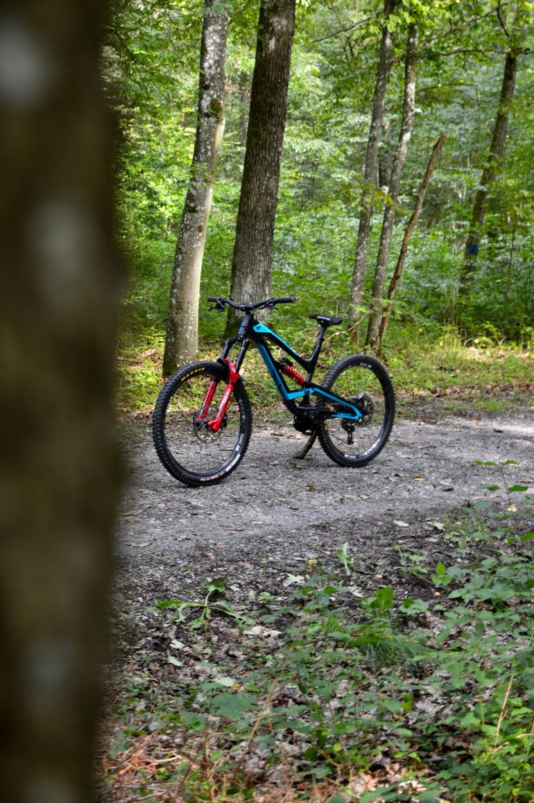 Used YT Industries Capra 27 AL 2018 Frameset 2018 Mountainbike, Blau, 27.5 — image 3 of 3