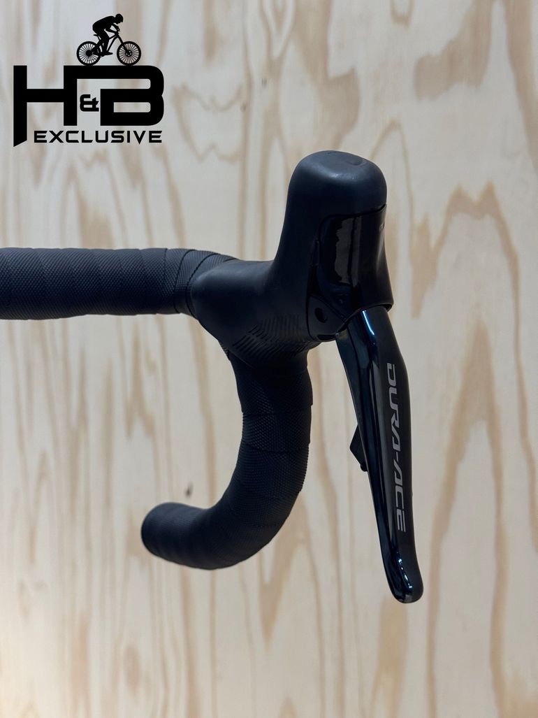 Used Canyon Endurace CF SLX 9 Di2 Carbon Shimano Dura-Ace 2024 Road & Gravel, Black — image 5 of 10