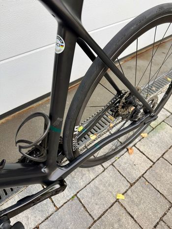 Used Canyon Ultimate CFR Di2 2023 2023 Road & Gravel, Black — image 6 of 9